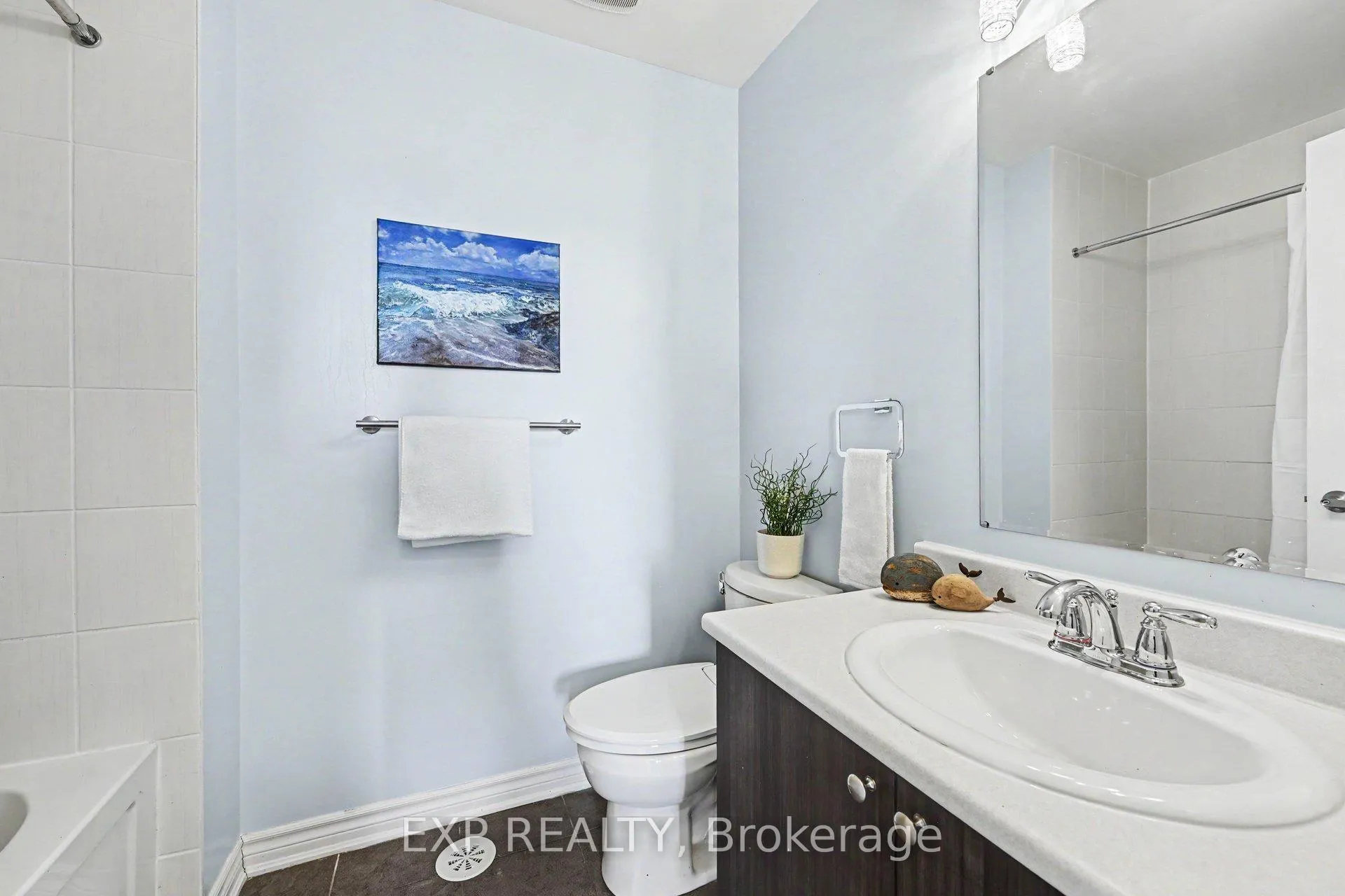 Photo 19 of 28 Streambank Street, Ottawa, Kanata - Emerald Meadows/Trailwest — HOMEH