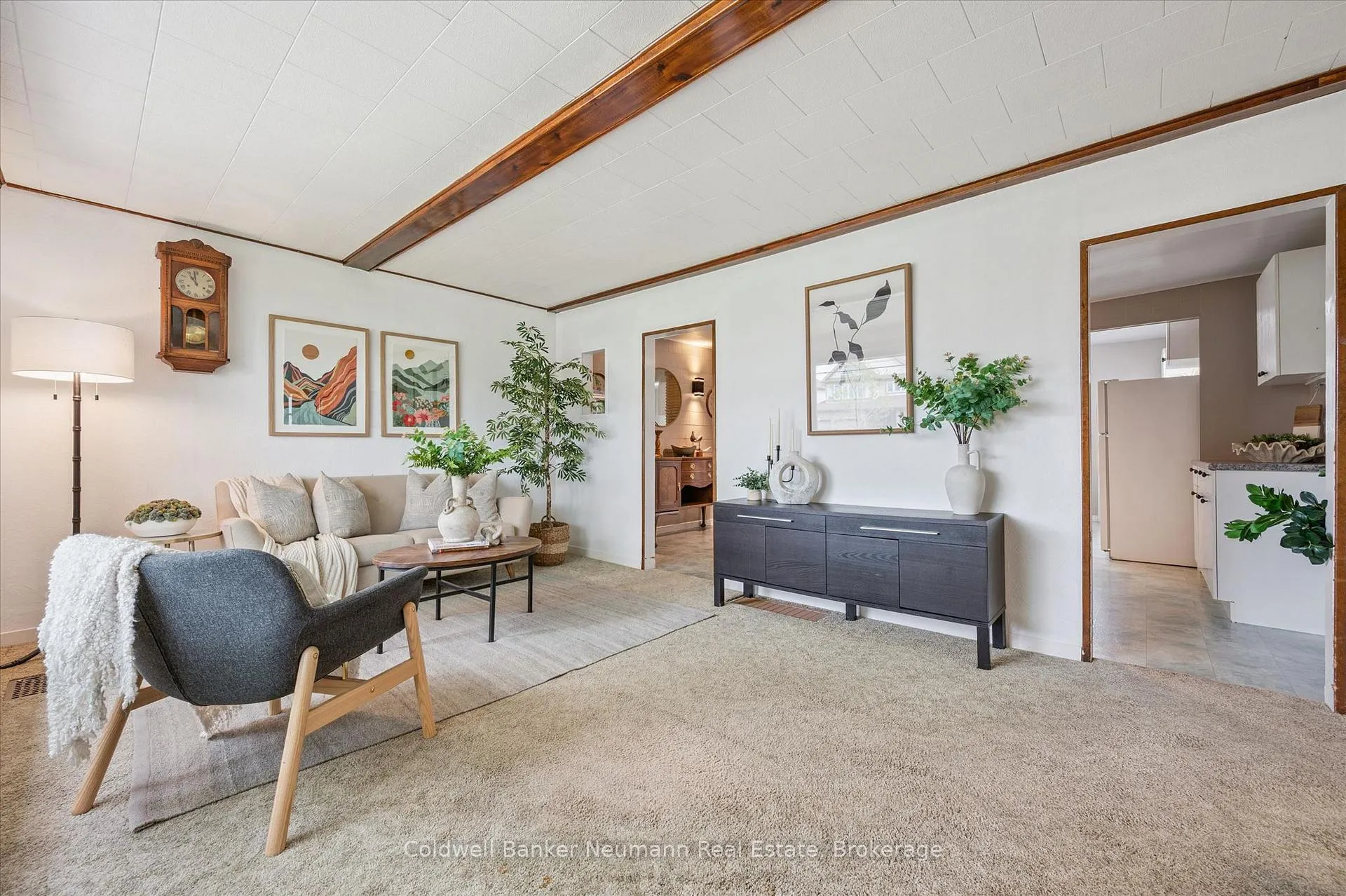 Photo 9 of 103 Cityview Drive N, Guelph, Grange Road — HOMEH