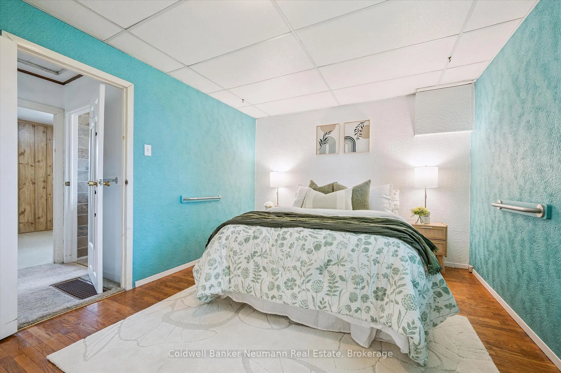 Photo 14 of 103 Cityview Drive N, Guelph, Grange Road — HOMEH