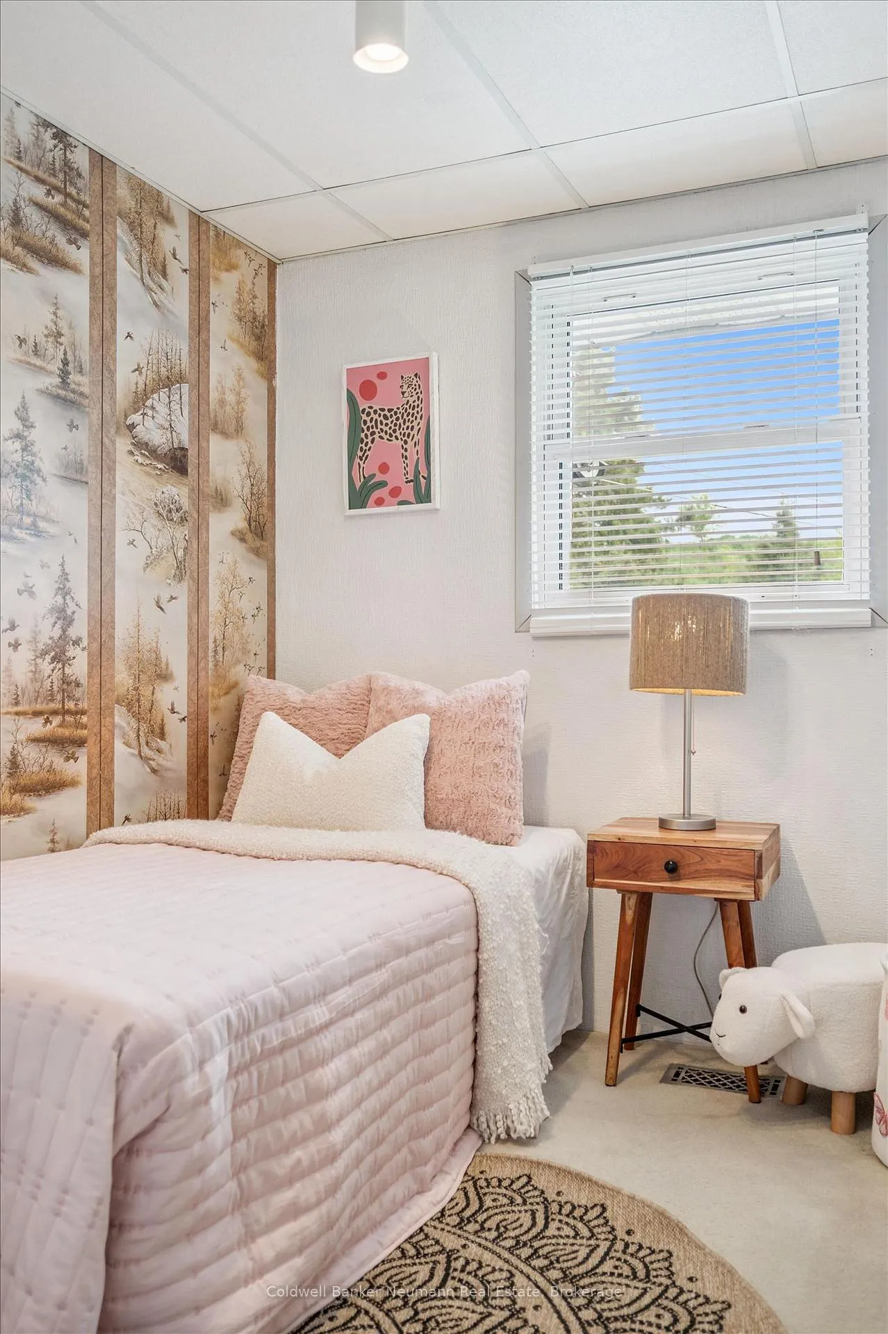 Photo 31 of 103 Cityview Drive N, Guelph, Grange Road — HOMEH