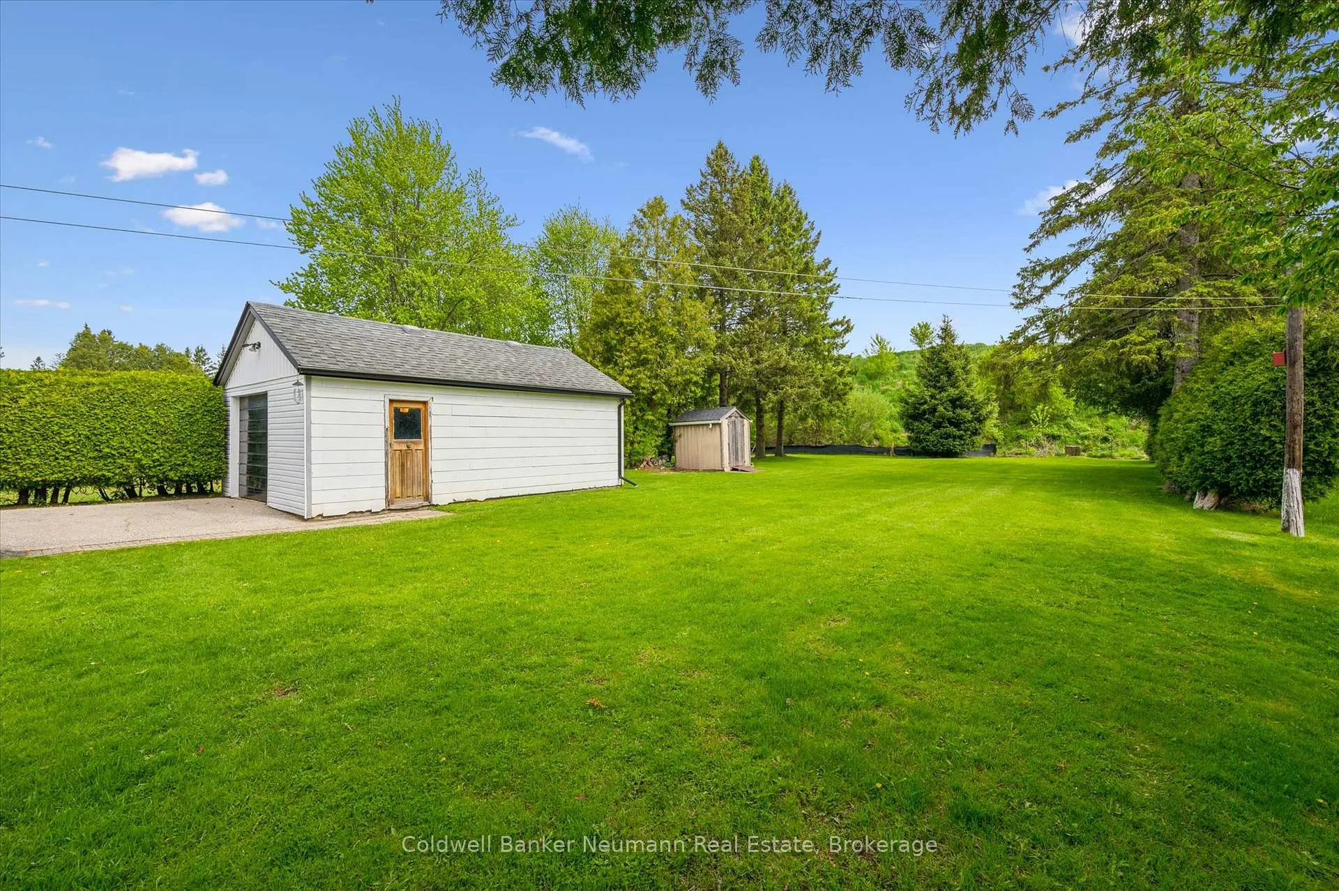 Photo 36 of 103 Cityview Drive N, Guelph, Grange Road — HOMEH