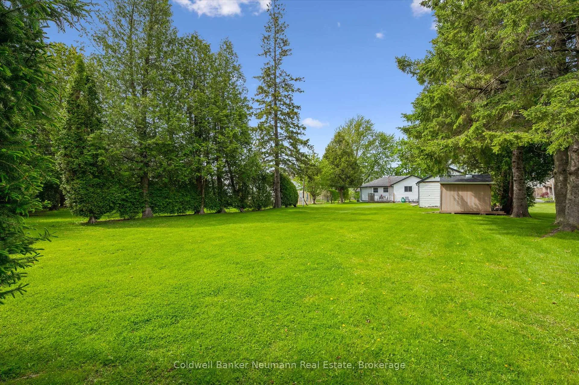 Photo 40 of 103 Cityview Drive N, Guelph, Grange Road — HOMEH