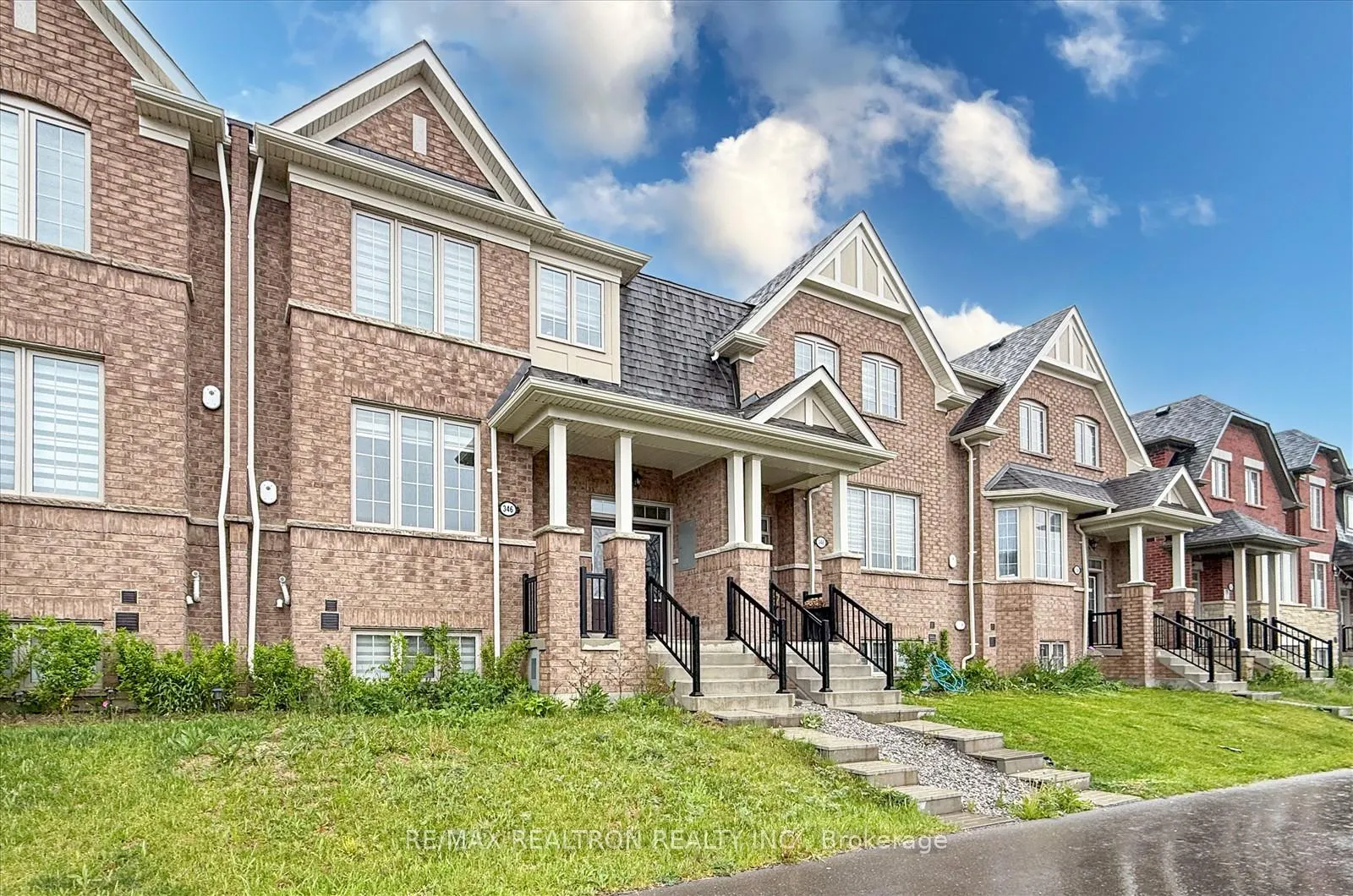 Photo 2 of 346 Coronation Road, Whitby, Rural Whitby — HOMEH