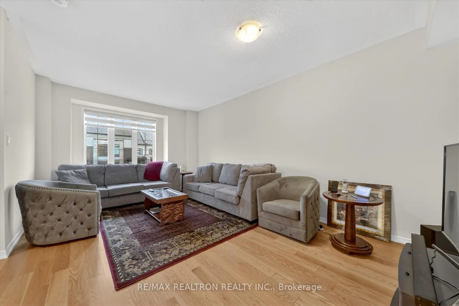 Photo 5 of 346 Coronation Road, Whitby, Rural Whitby — HOMEH
