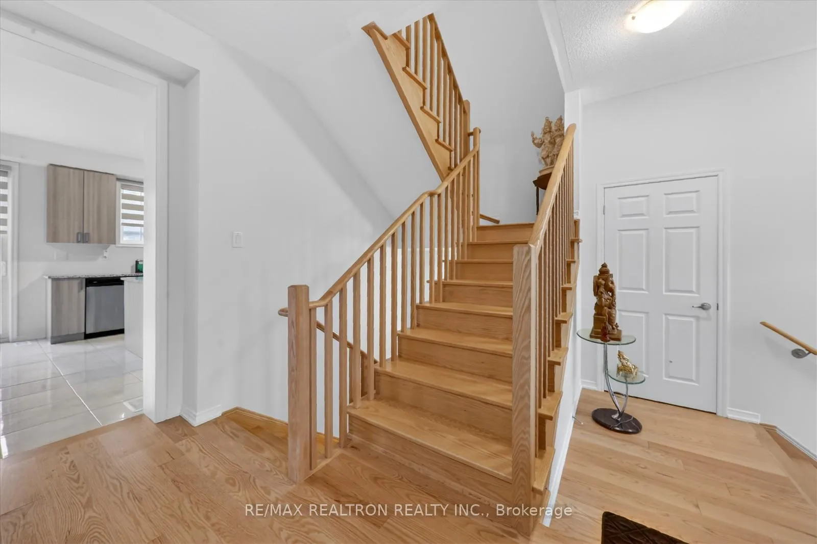 Photo 15 of 346 Coronation Road, Whitby, Rural Whitby — HOMEH
