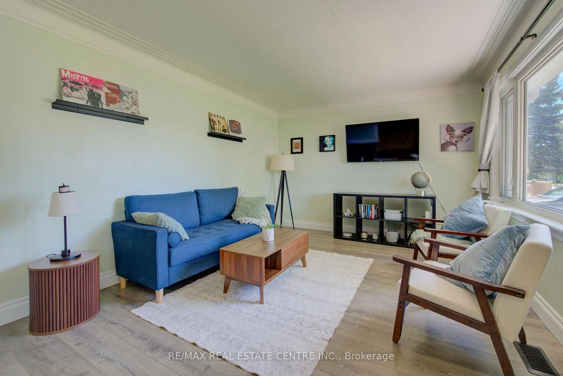 Photo 8 of 17 Daniel Avenue, Kitchener — HOMEH