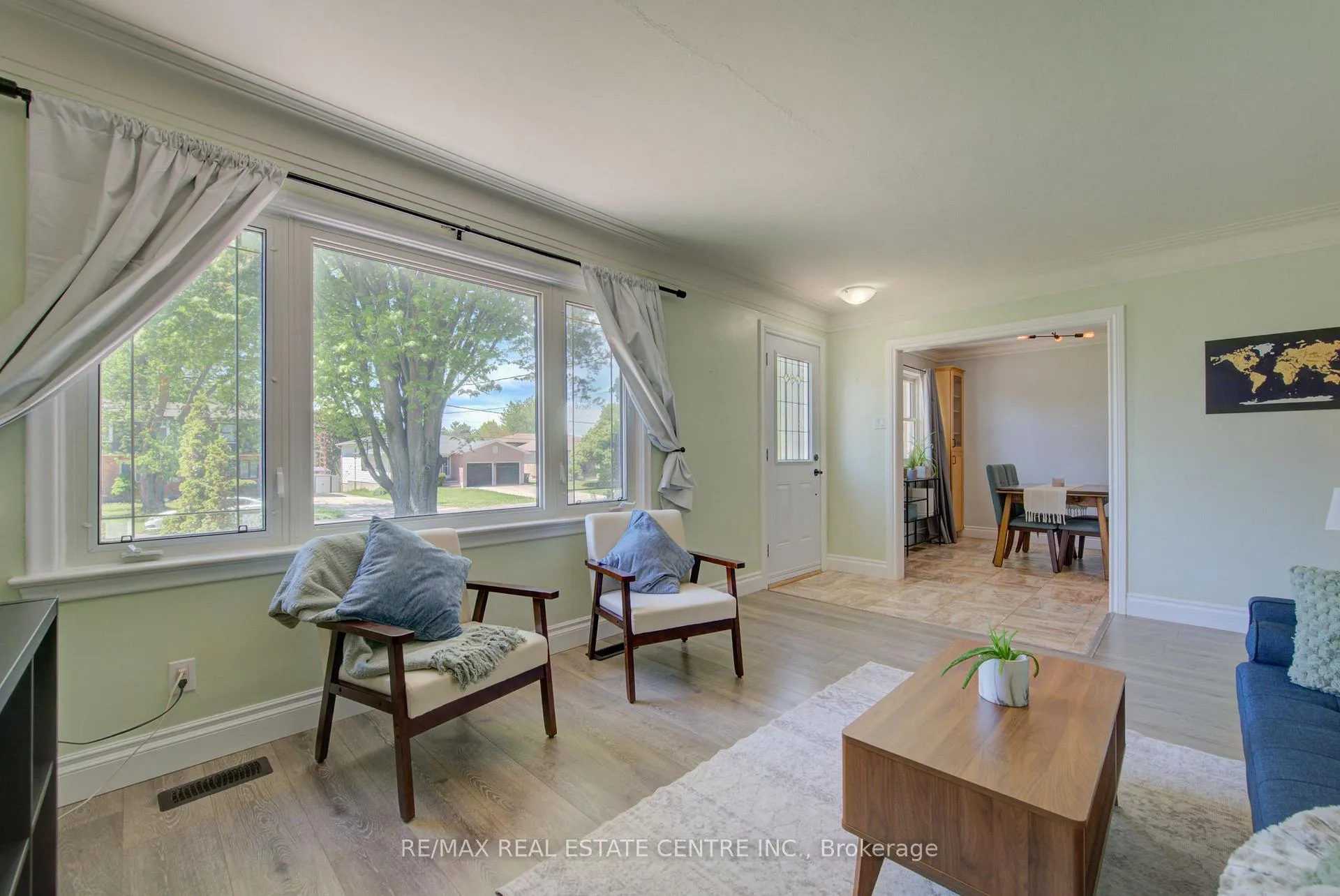 Photo 10 of 17 Daniel Avenue, Kitchener — HOMEH