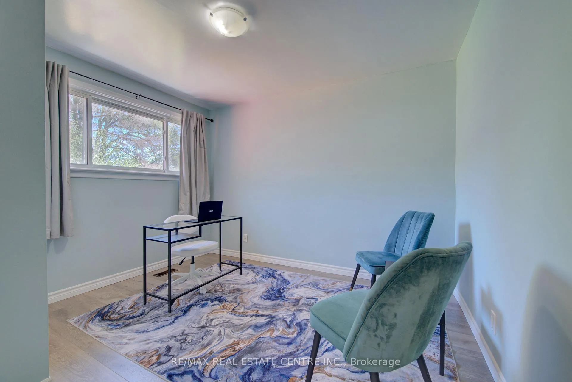 Photo 17 of 17 Daniel Avenue, Kitchener — HOMEH