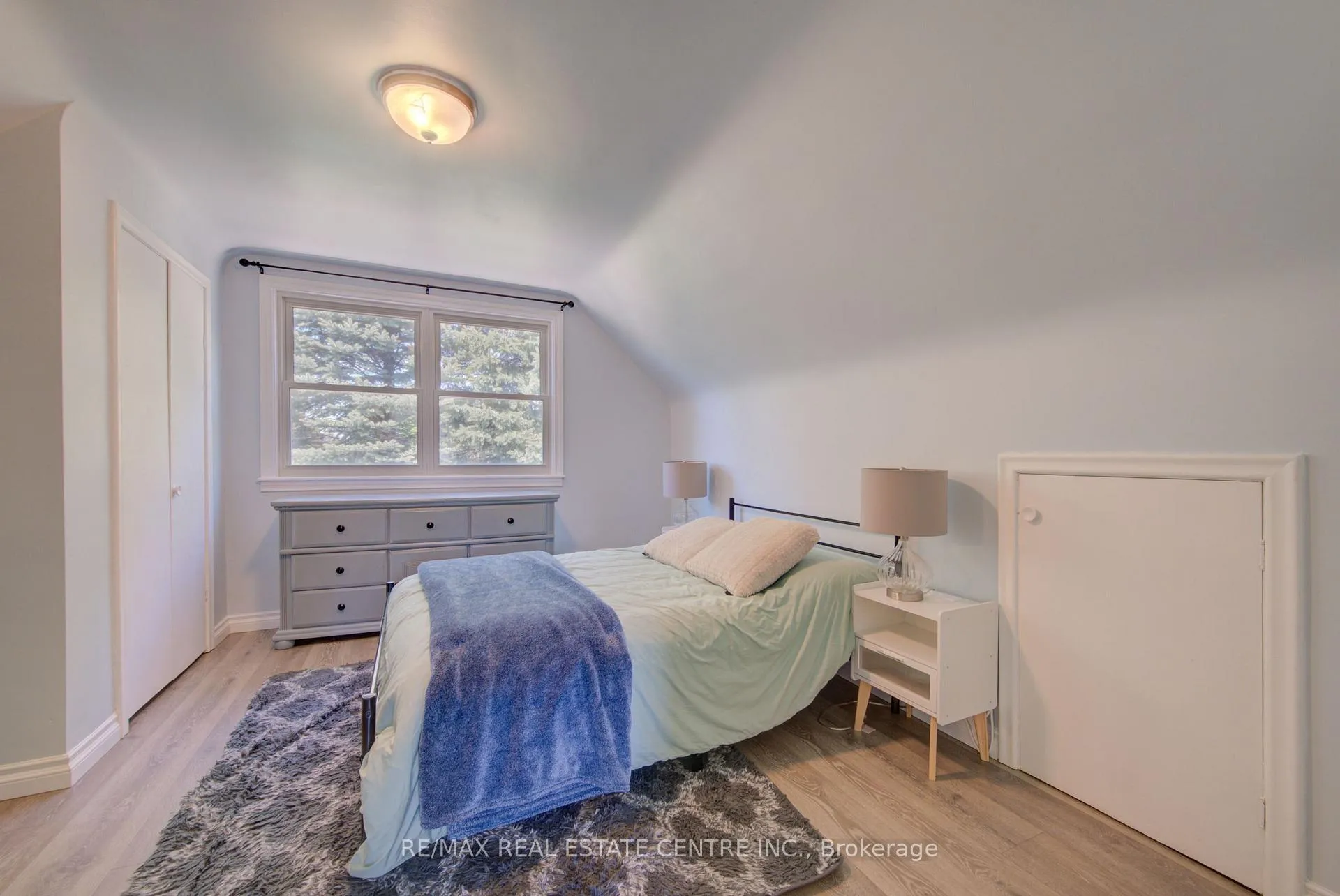 Photo 27 of 17 Daniel Avenue, Kitchener — HOMEH