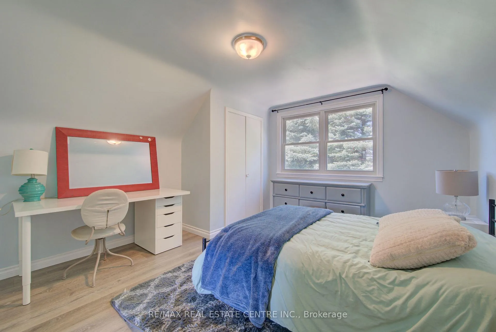 Photo 28 of 17 Daniel Avenue, Kitchener — HOMEH