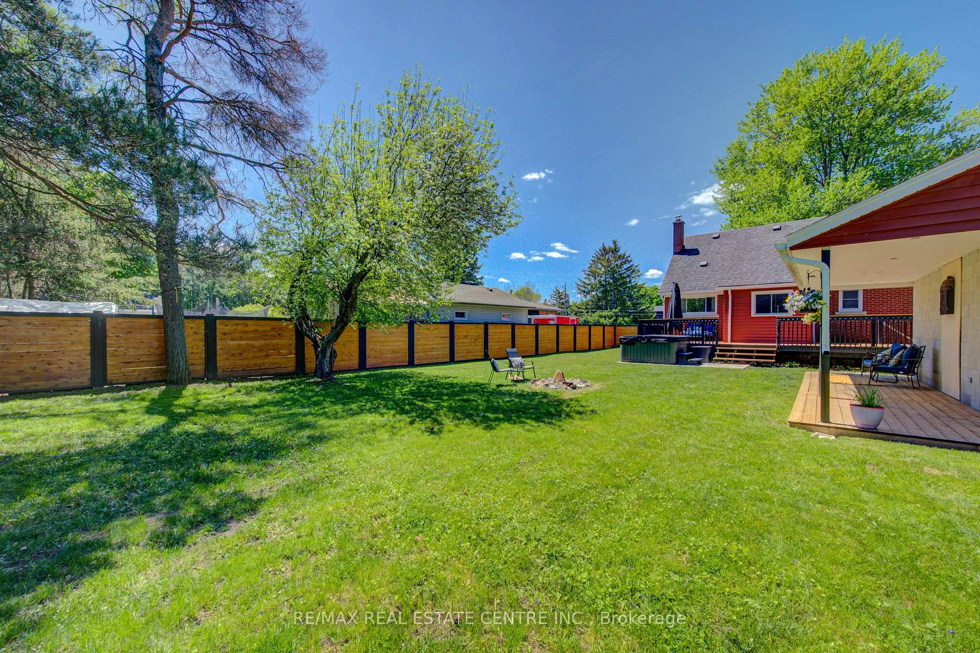 Photo 44 of 17 Daniel Avenue, Kitchener — HOMEH