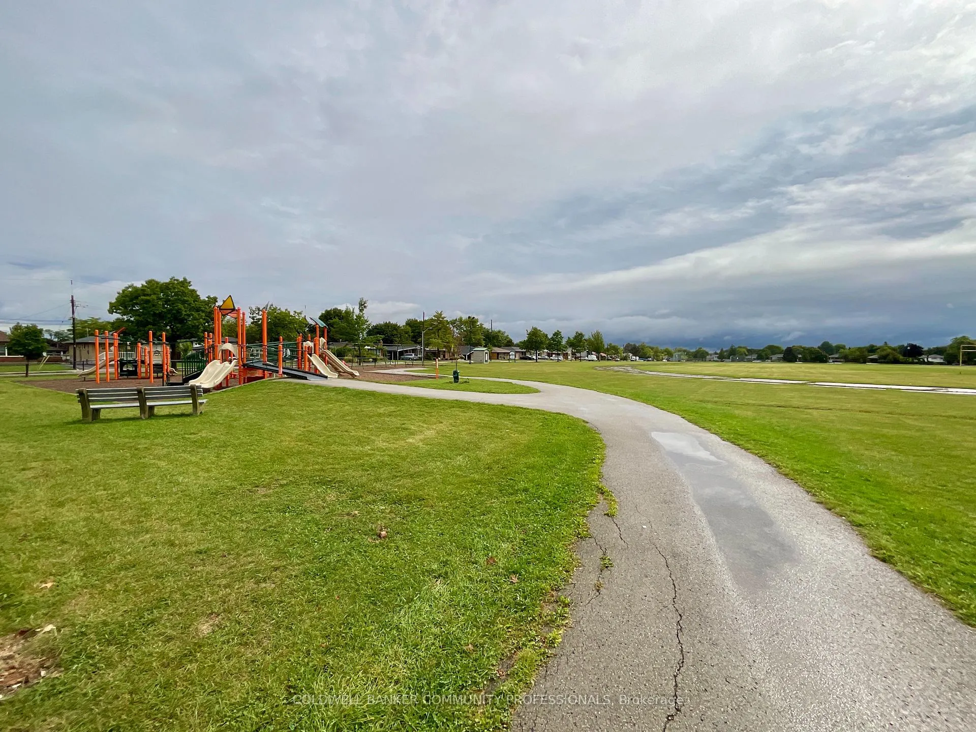 Photo 22 of 4 Rosanne Crescent, Hamilton, Berrisfield — HOMEH