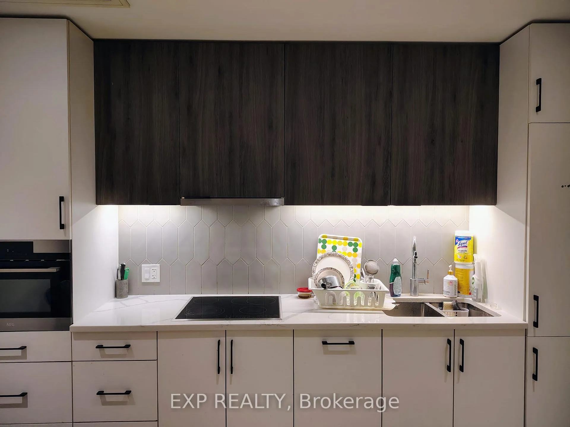 Photo 3 of Unit 1505, 741 King Street W, Kitchener, KW Hospital — HOMEH