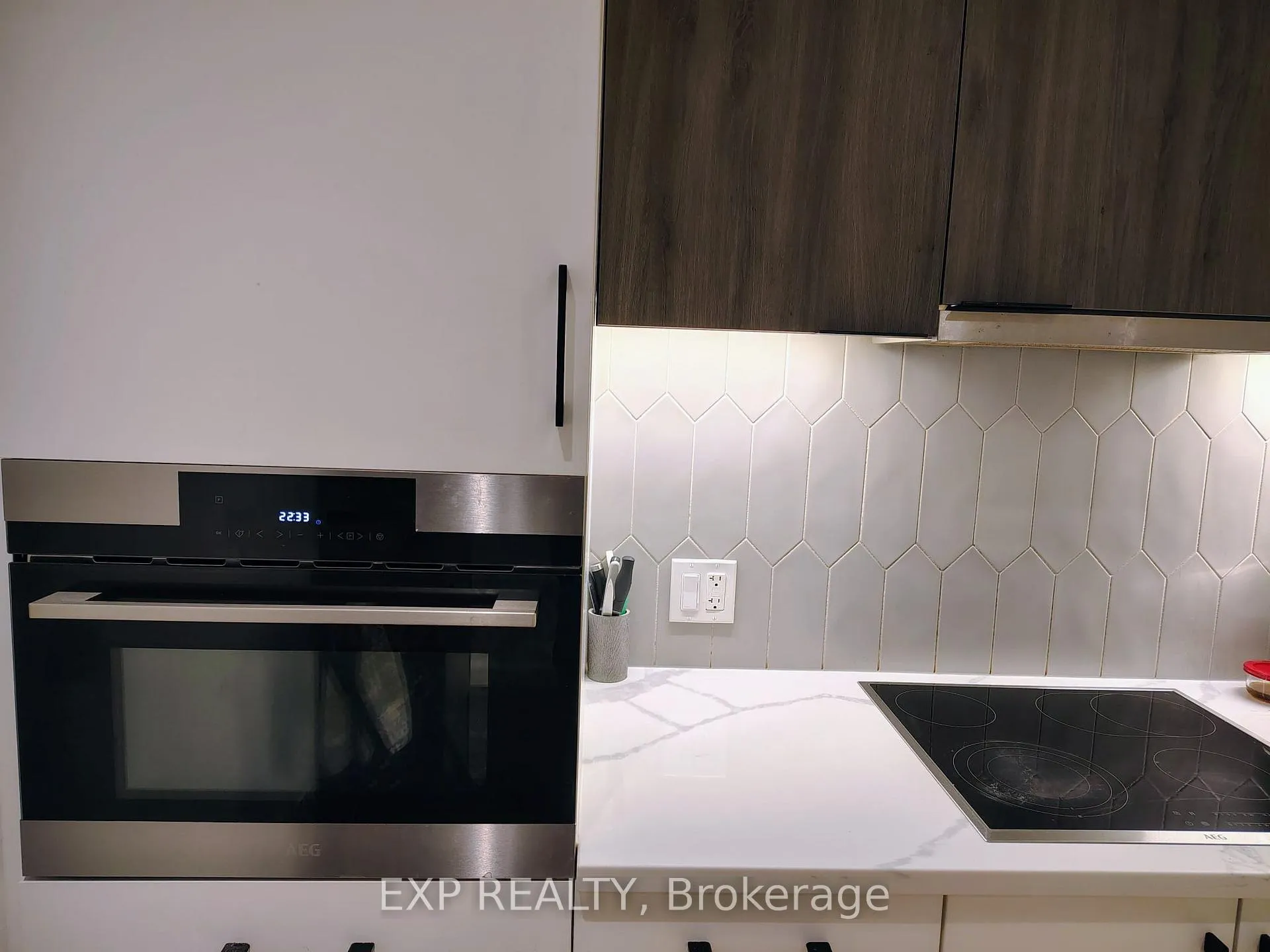 Photo 14 of Unit 1505, 741 King Street W, Kitchener, KW Hospital — HOMEH