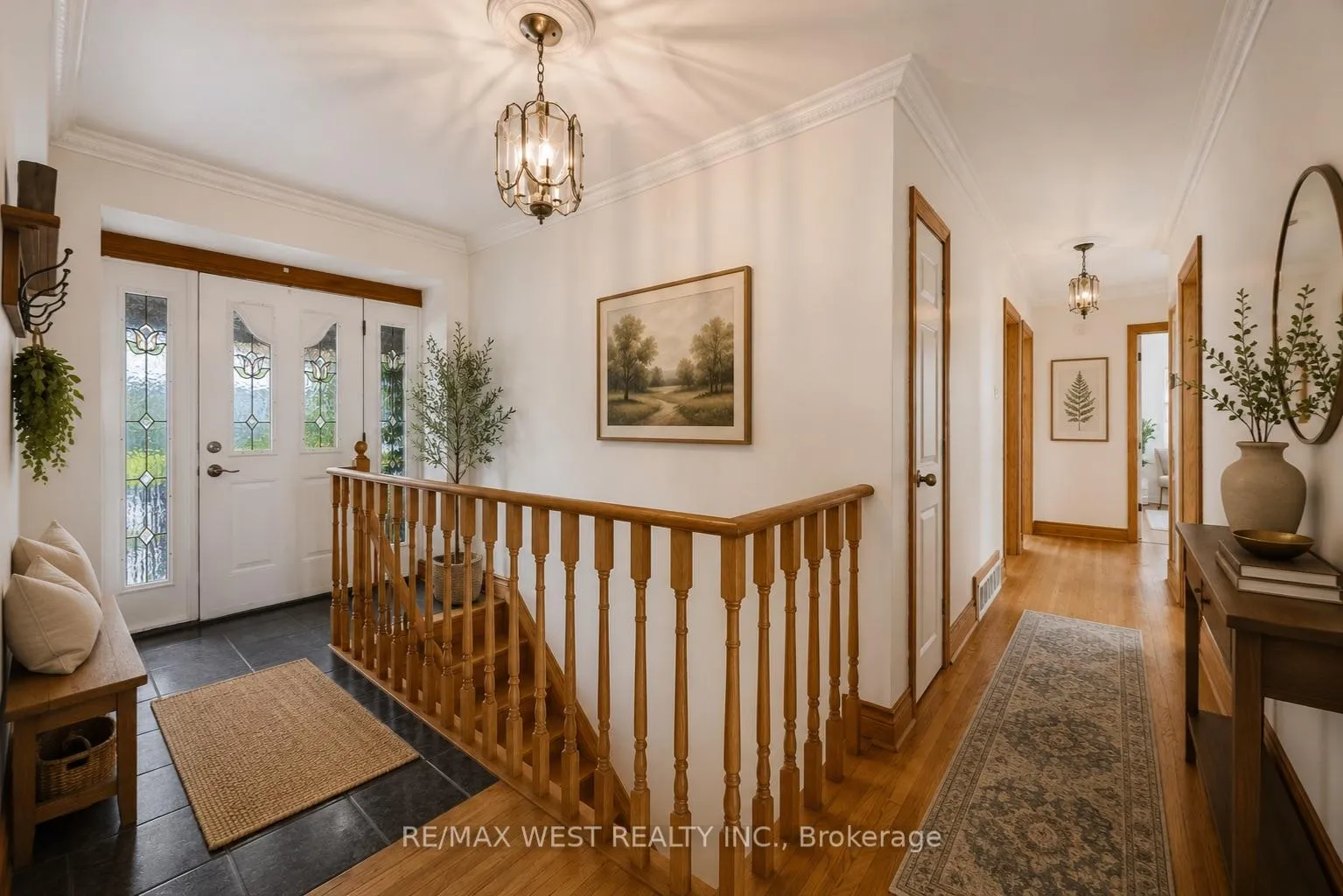 Photo 8 of 119 Benjamin Boulevard, Scarborough, Kennedy Park — HOMEH