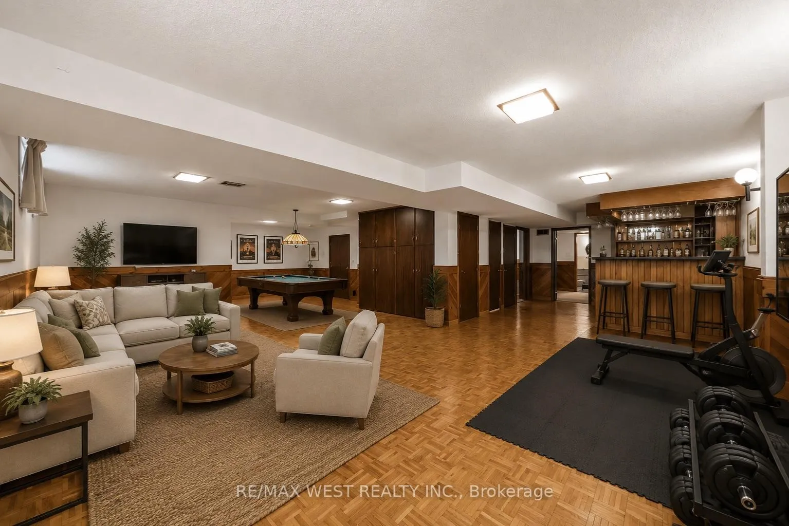 Photo 18 of 119 Benjamin Boulevard, Scarborough, Kennedy Park — HOMEH