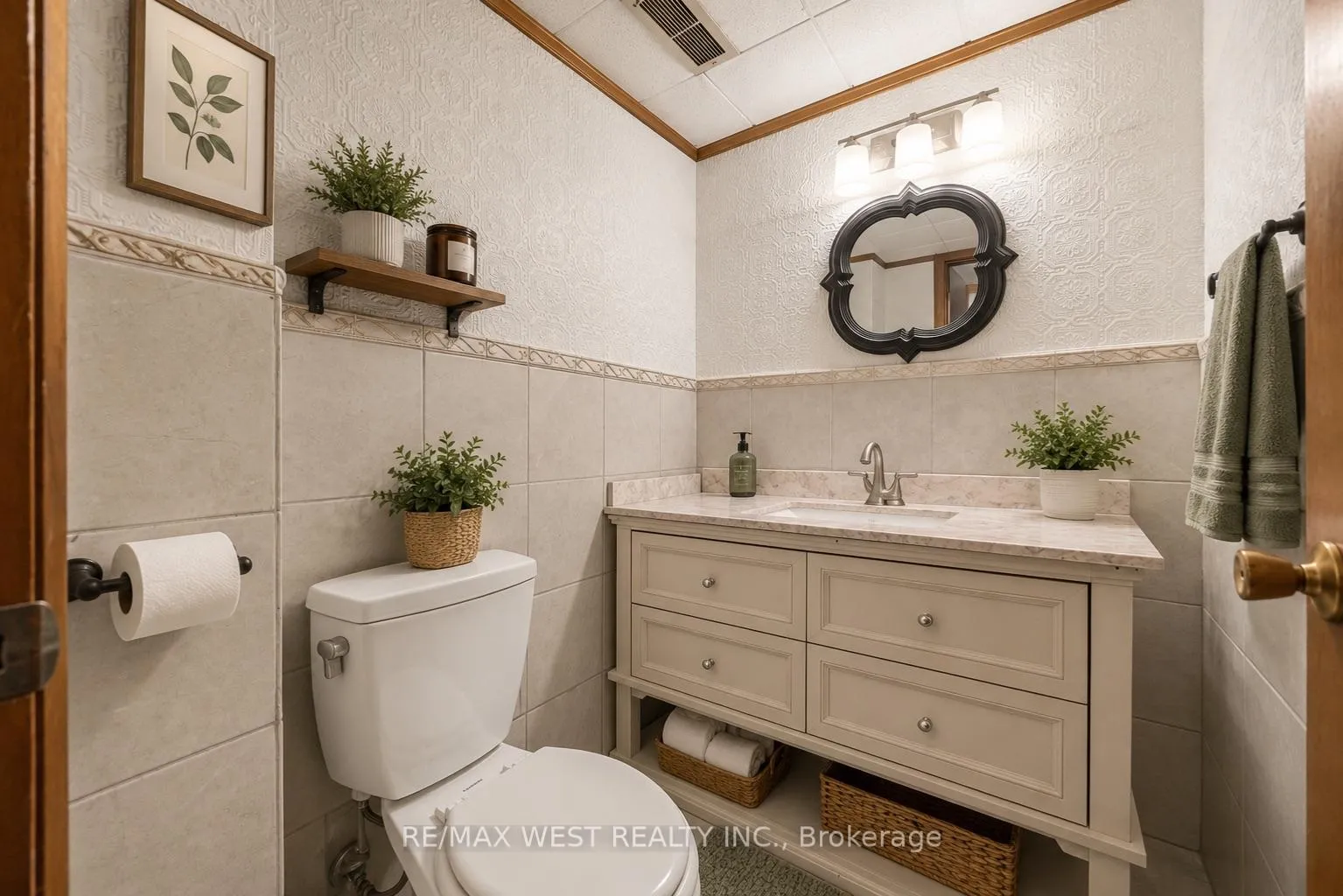 Photo 20 of 119 Benjamin Boulevard, Scarborough, Kennedy Park — HOMEH