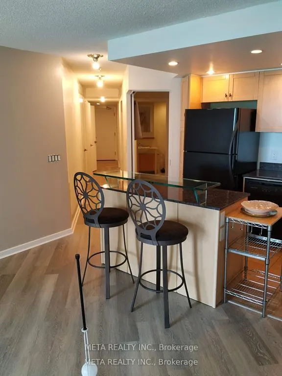 Photo 10 of Unit 803, 208 Queens Quay W, Toronto, Waterfront Communities — HOMEH
