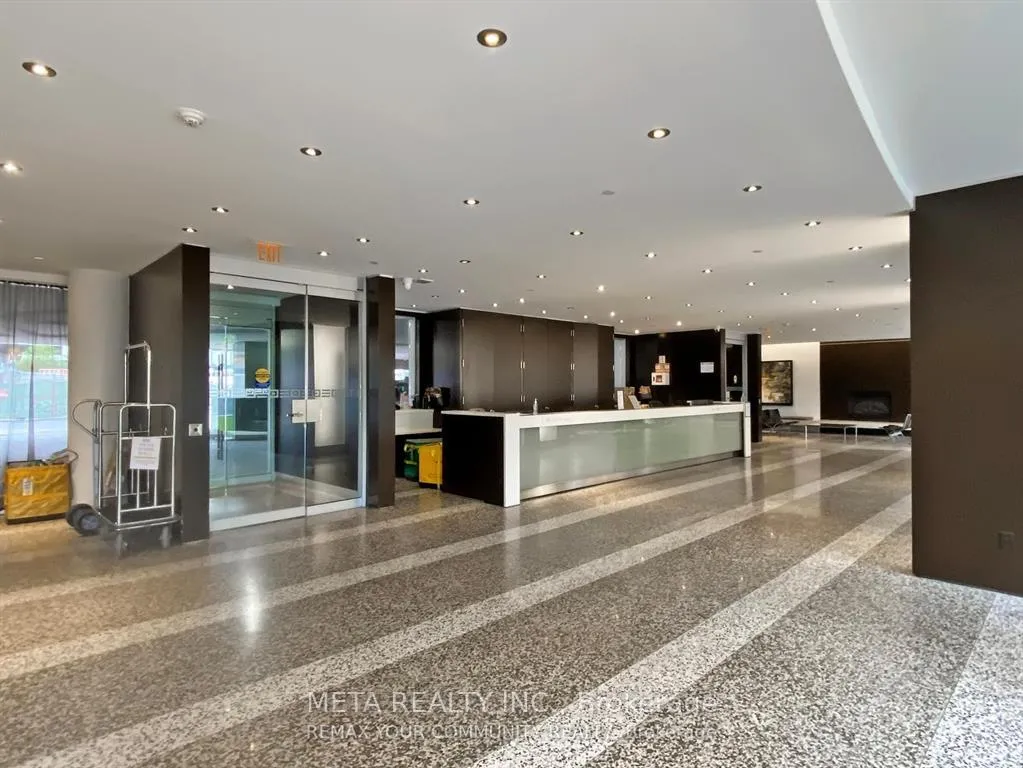 Photo 19 of Unit 803, 208 Queens Quay W, Toronto, Waterfront Communities — HOMEH