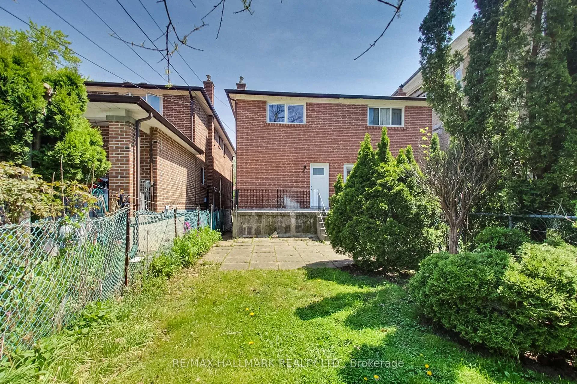 Photo 4 of 76 Main Street, Toronto, East End-Danforth — HOMEH
