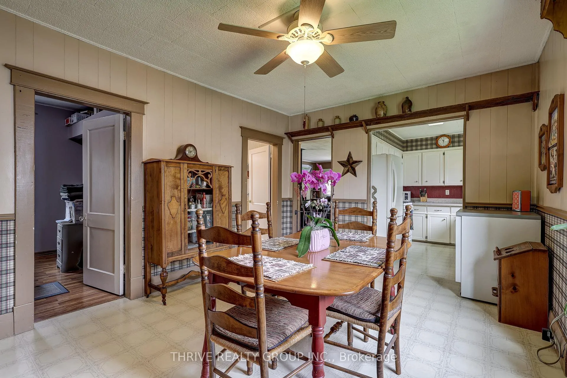 Photo 16 of 8582 Glendon Drive, Strathroy-Caradoc, Mount Brydges — HOMEH