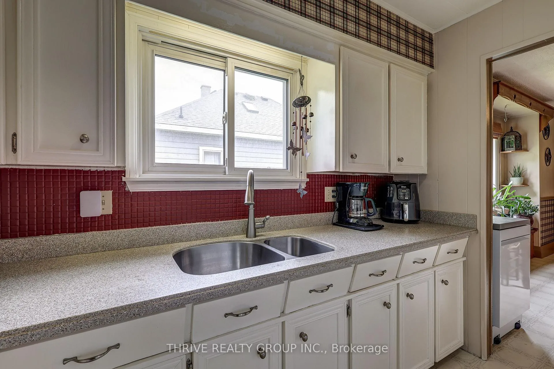 Photo 19 of 8582 Glendon Drive, Strathroy-Caradoc, Mount Brydges — HOMEH