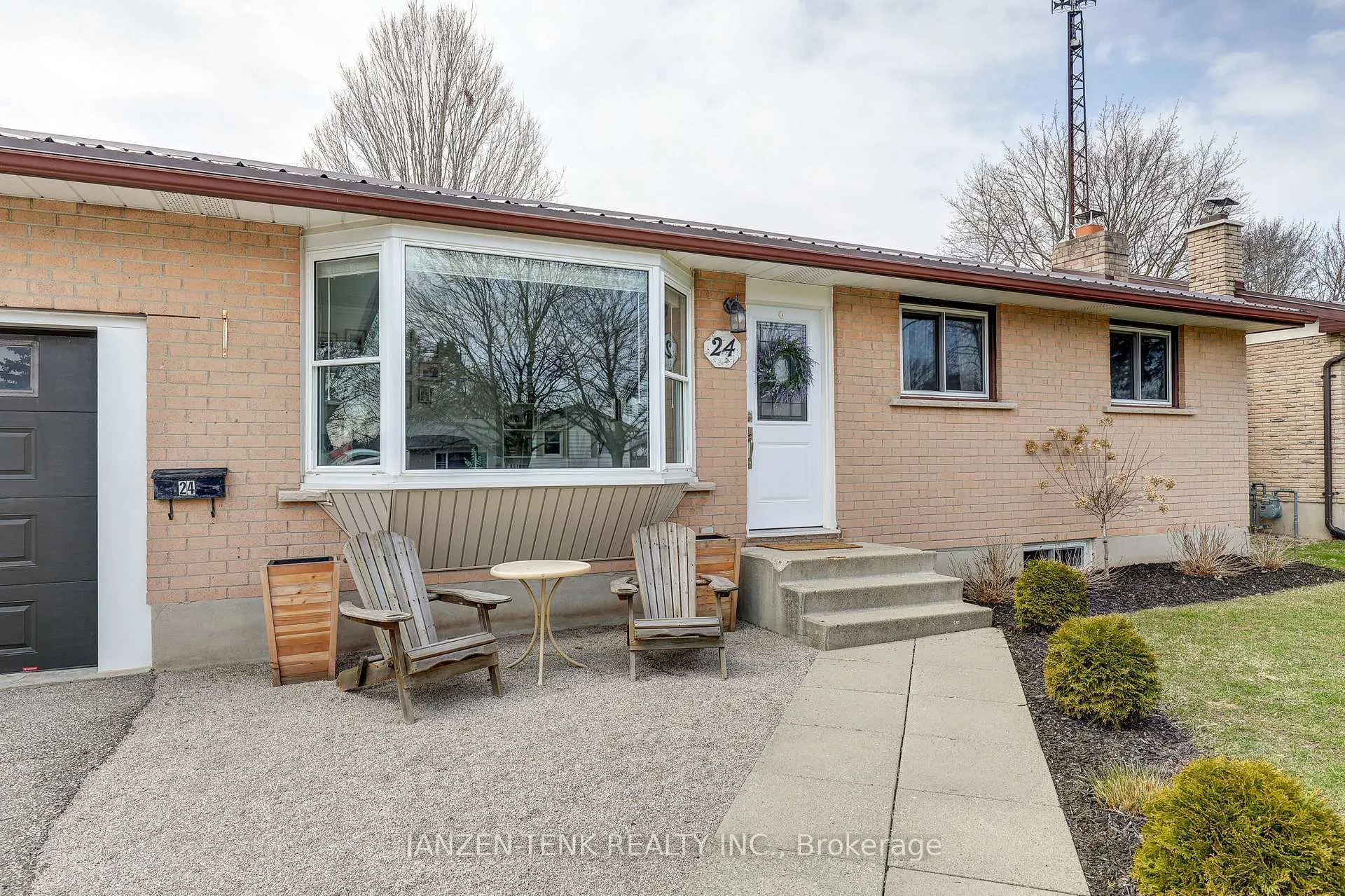Photo 2 of 24 Centennial Avenue, Aylmer — HOMEH