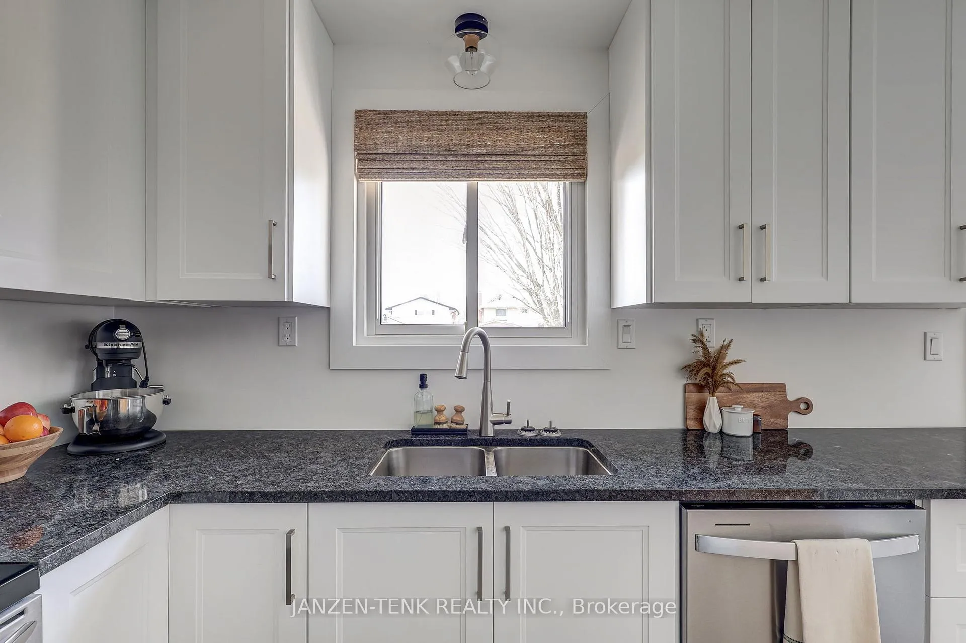 Photo 32 of 24 Centennial Avenue, Aylmer — HOMEH