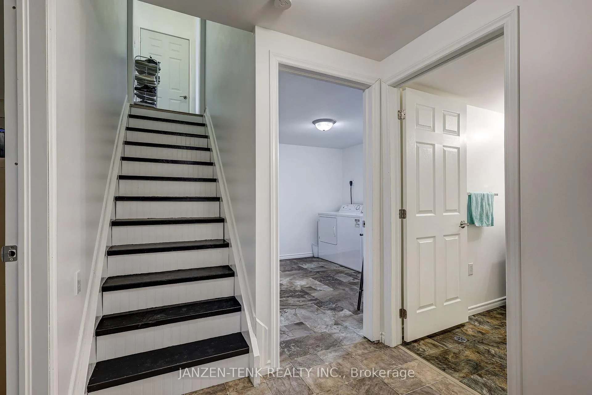 Photo 36 of 24 Centennial Avenue, Aylmer — HOMEH