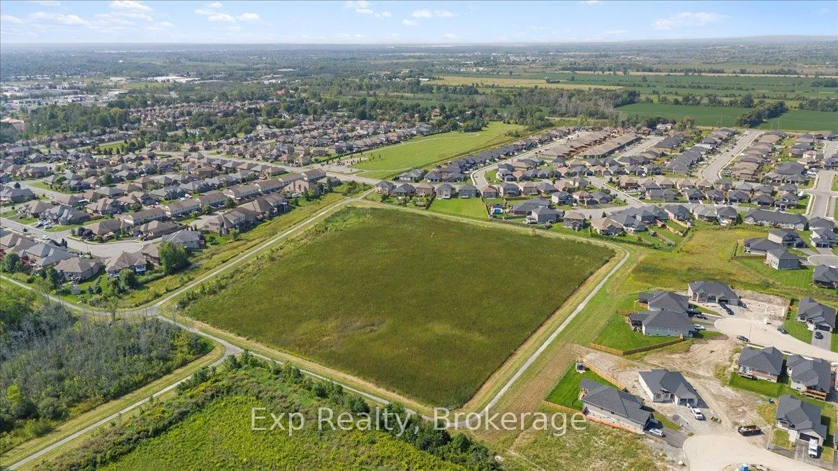 Photo 32 of 15 Kempton Avenue, Belleville, Thurlow Ward — HOMEH