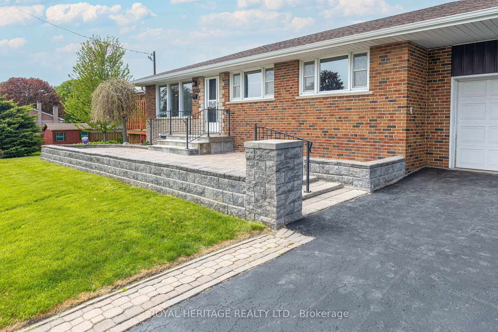 Photo 5 of 1000 Giffard Street, Whitby, Lynde Creek — HOMEH