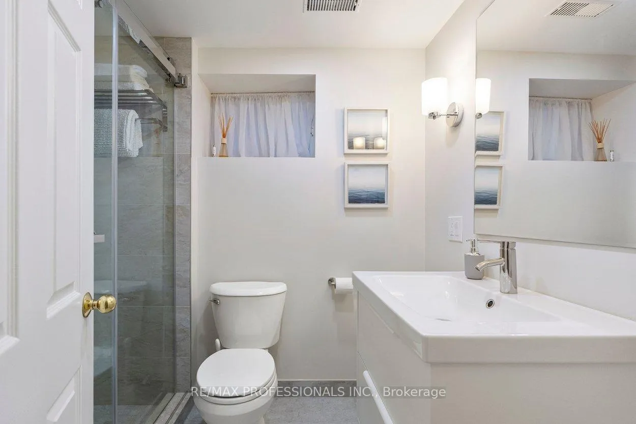 Photo 37 of 202 St Helen's Avenue, Toronto, Dufferin Grove — HOMEH