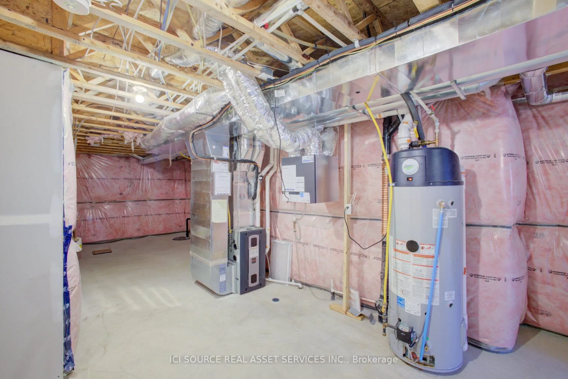 Photo 25 of 100 Pony Way, Kitchener — HOMEH