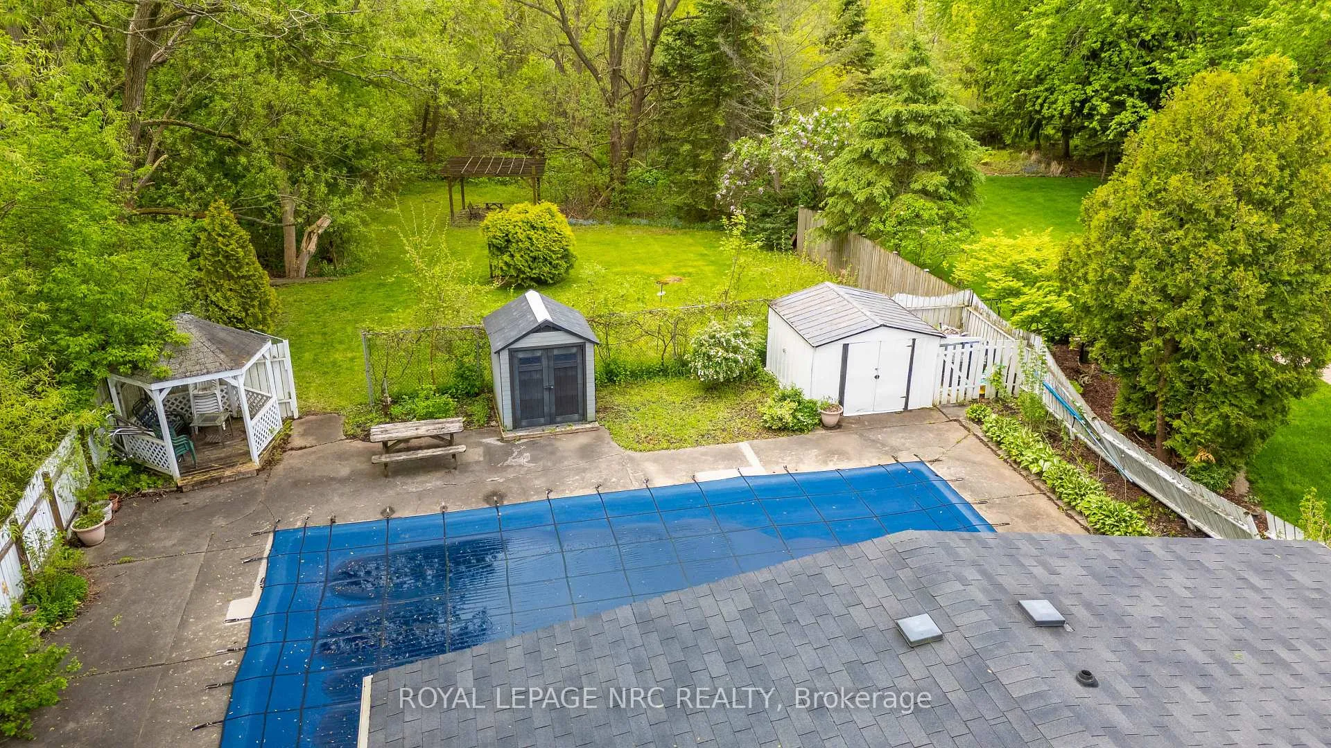 Photo 6 of 23 Chantler Road, Welland, West Welland — HOMEH