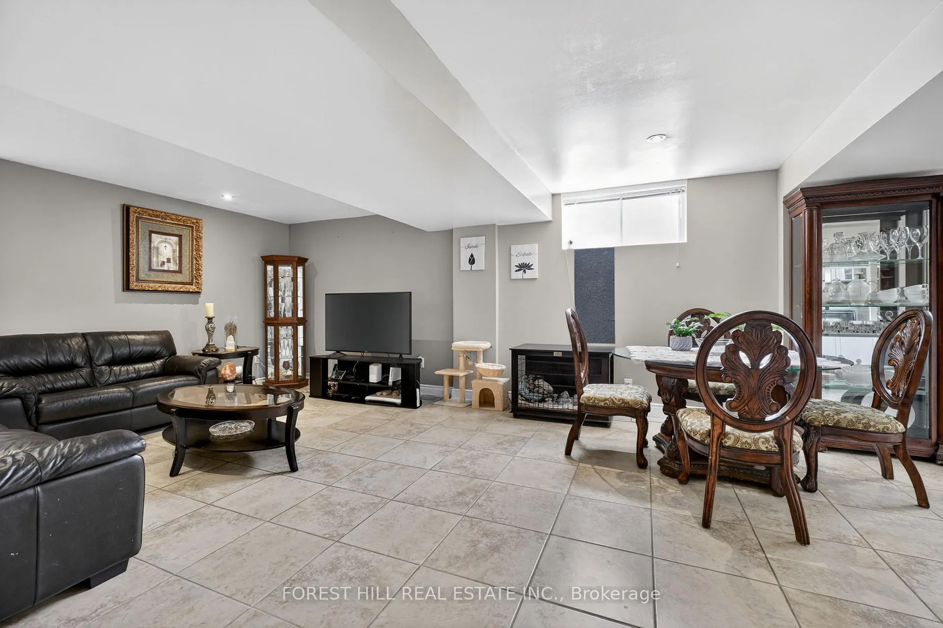 Photo 17 of Unit 17, 17 Amalfi Court, Vaughan, West Woodbridge — HOMEH