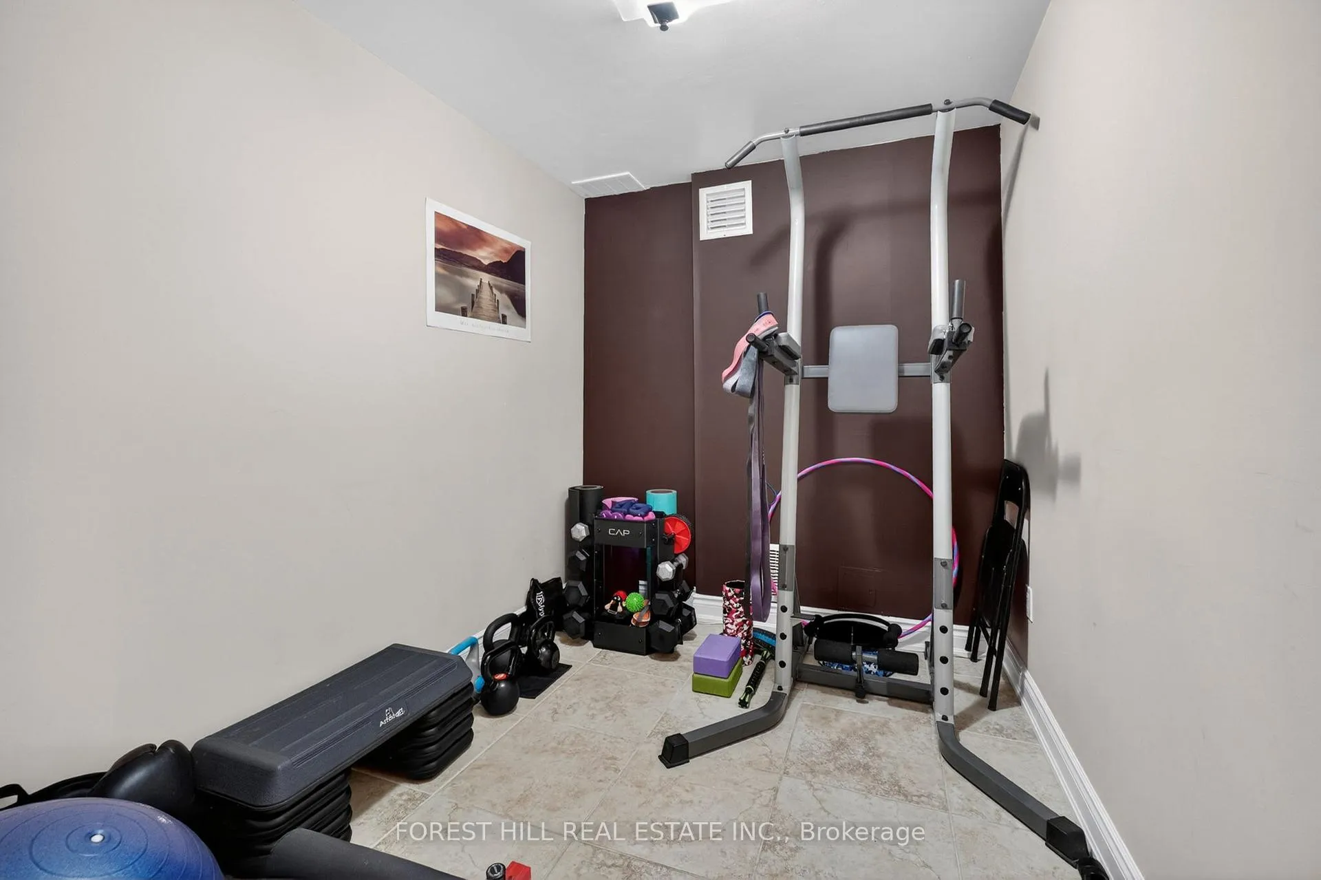 Photo 23 of Unit 17, 17 Amalfi Court, Vaughan, West Woodbridge — HOMEH