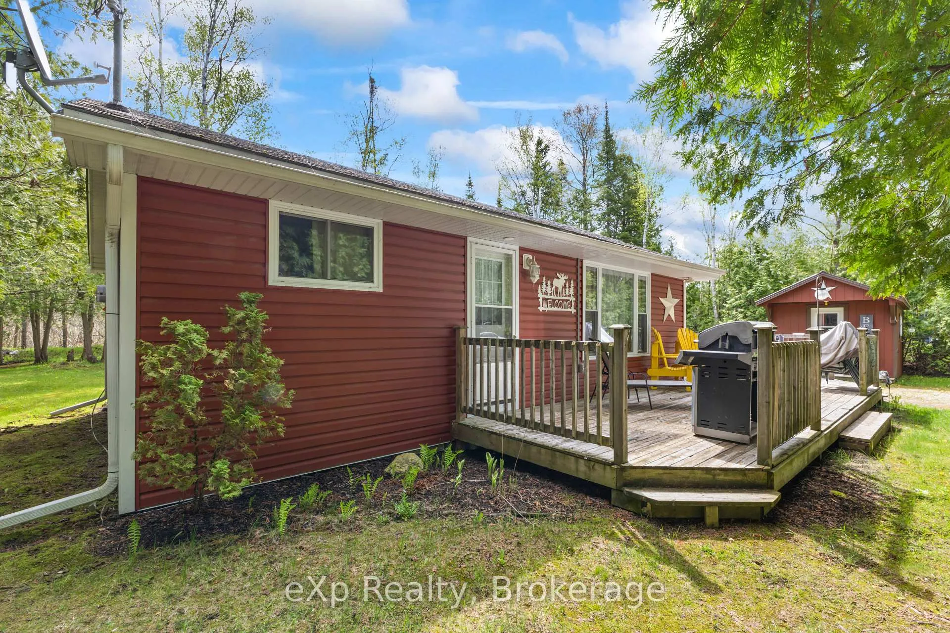 Photo 3 of 26 Mohawk Drive, Vaughan, Vellore Village — HOMEH