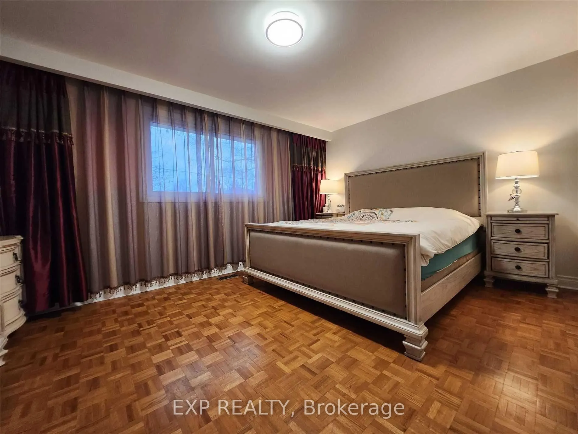 Photo 7 of 23 Markhaven Road, Markham, Unionville — HOMEH