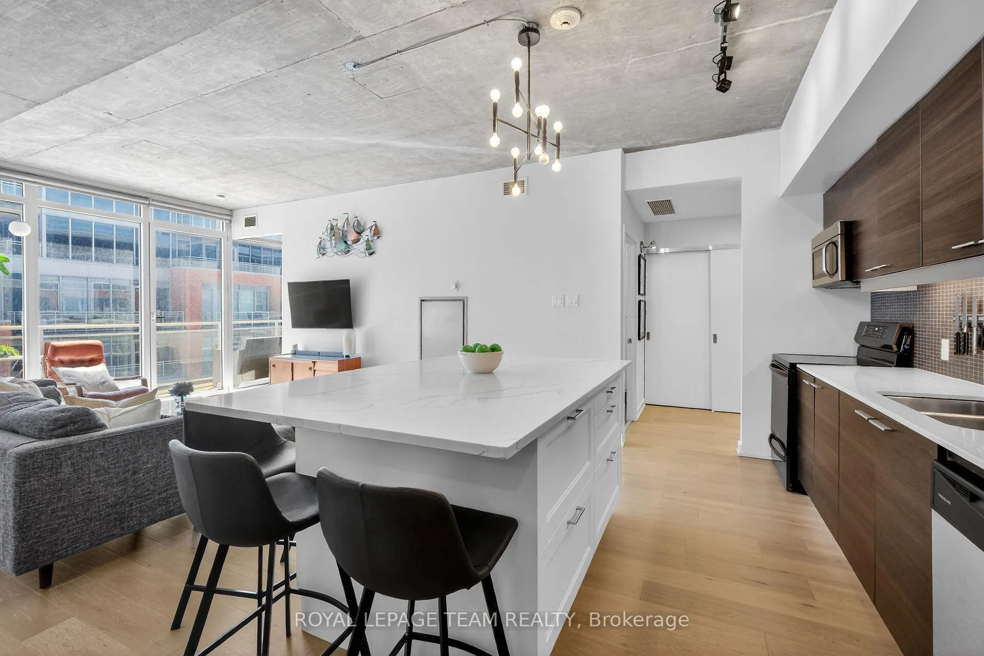 Photo 7 of Unit 618, 349 Mcleod Street, Ottawa, Ottawa Centre — HOMEH