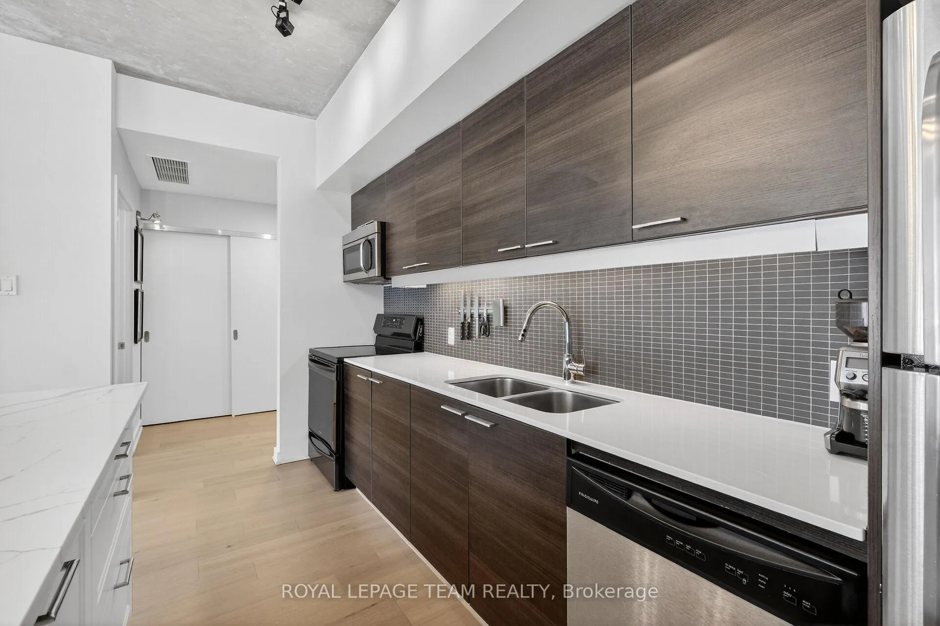 Photo 8 of Unit 618, 349 Mcleod Street, Ottawa, Ottawa Centre — HOMEH