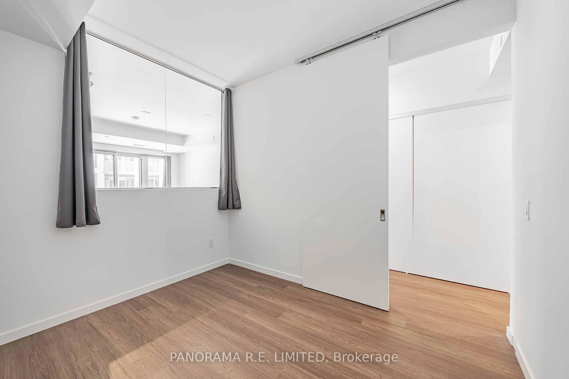 Photo 10 of Unit 305, 689 The Queensway, Etobicoke, Stonegate-Queensway — HOMEH