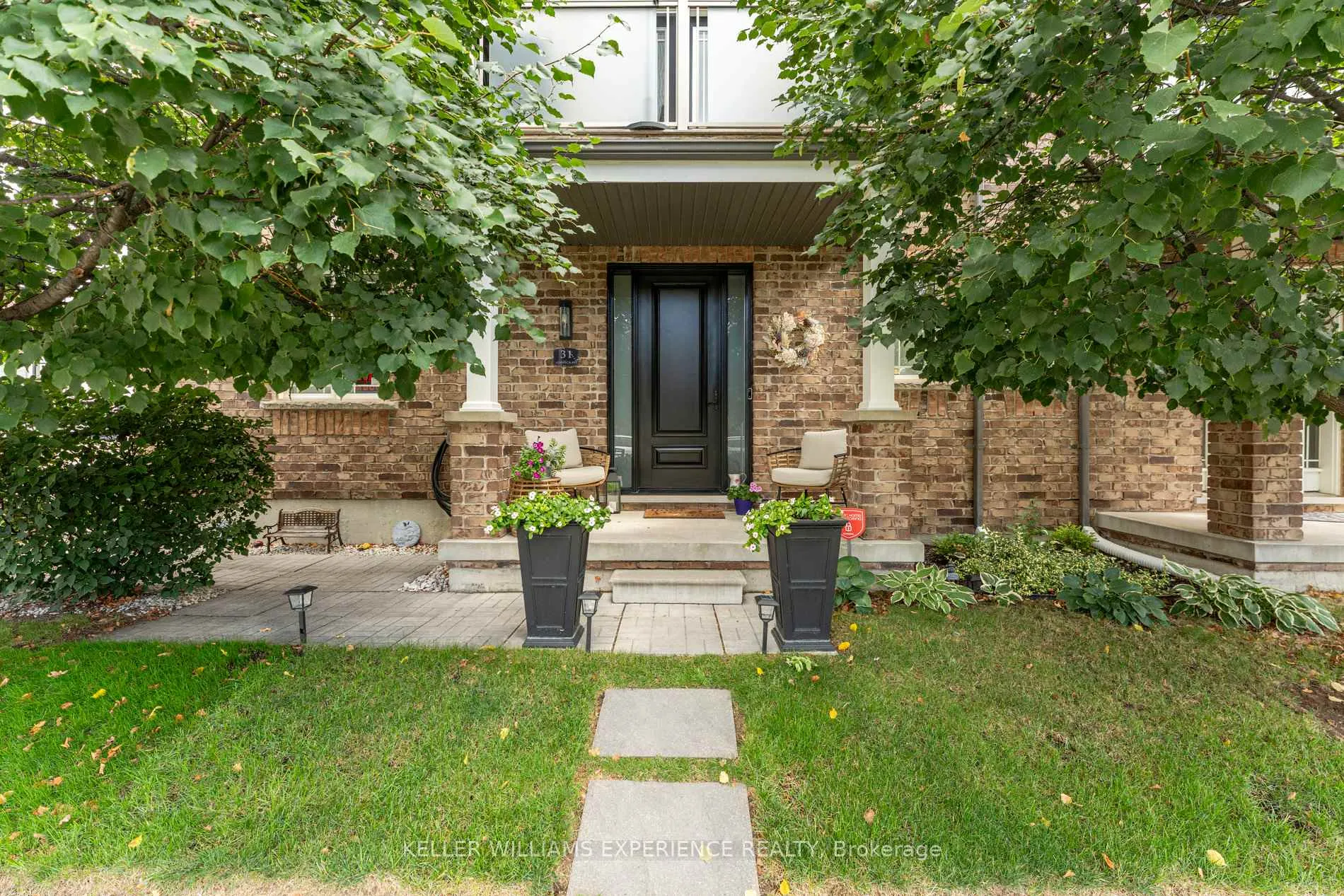 Photo 4 of 31 Alnwick Avenue, Caledon, Rural Caledon — HOMEH
