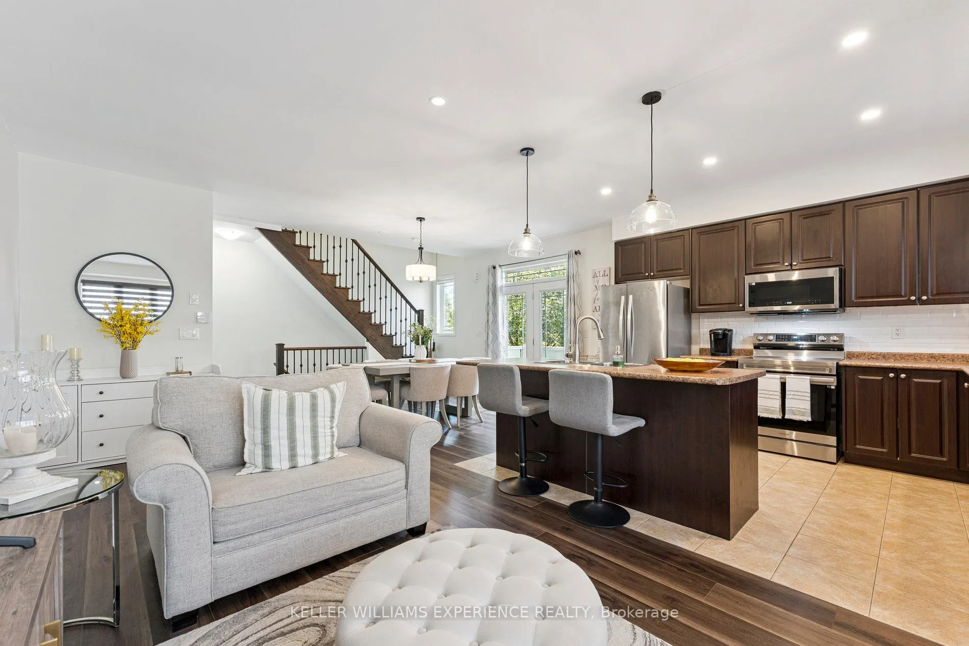 Photo 19 of 31 Alnwick Avenue, Caledon, Rural Caledon — HOMEH