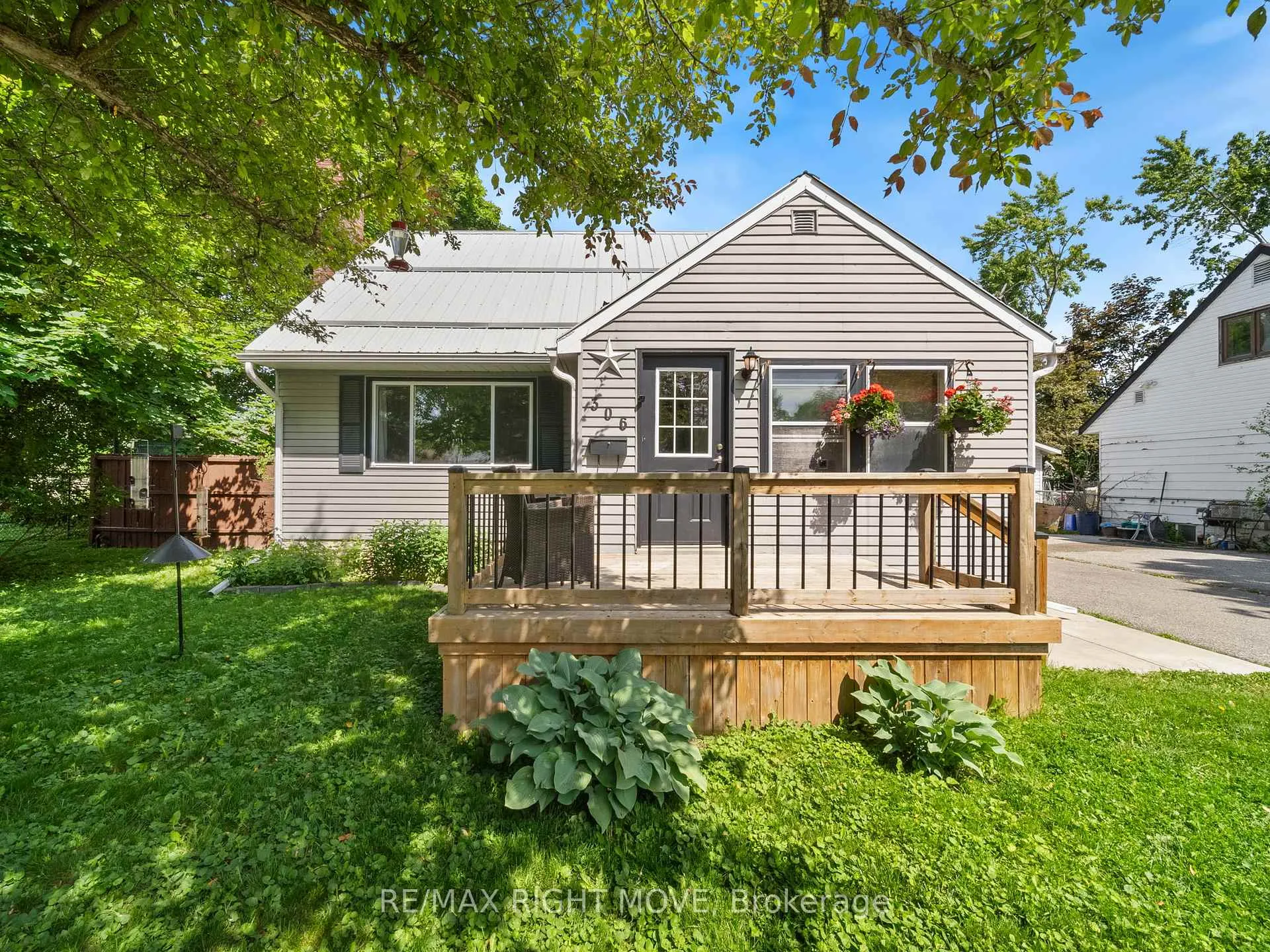 Photo 1 of 306 Franklin Street, Orillia — HOMEH