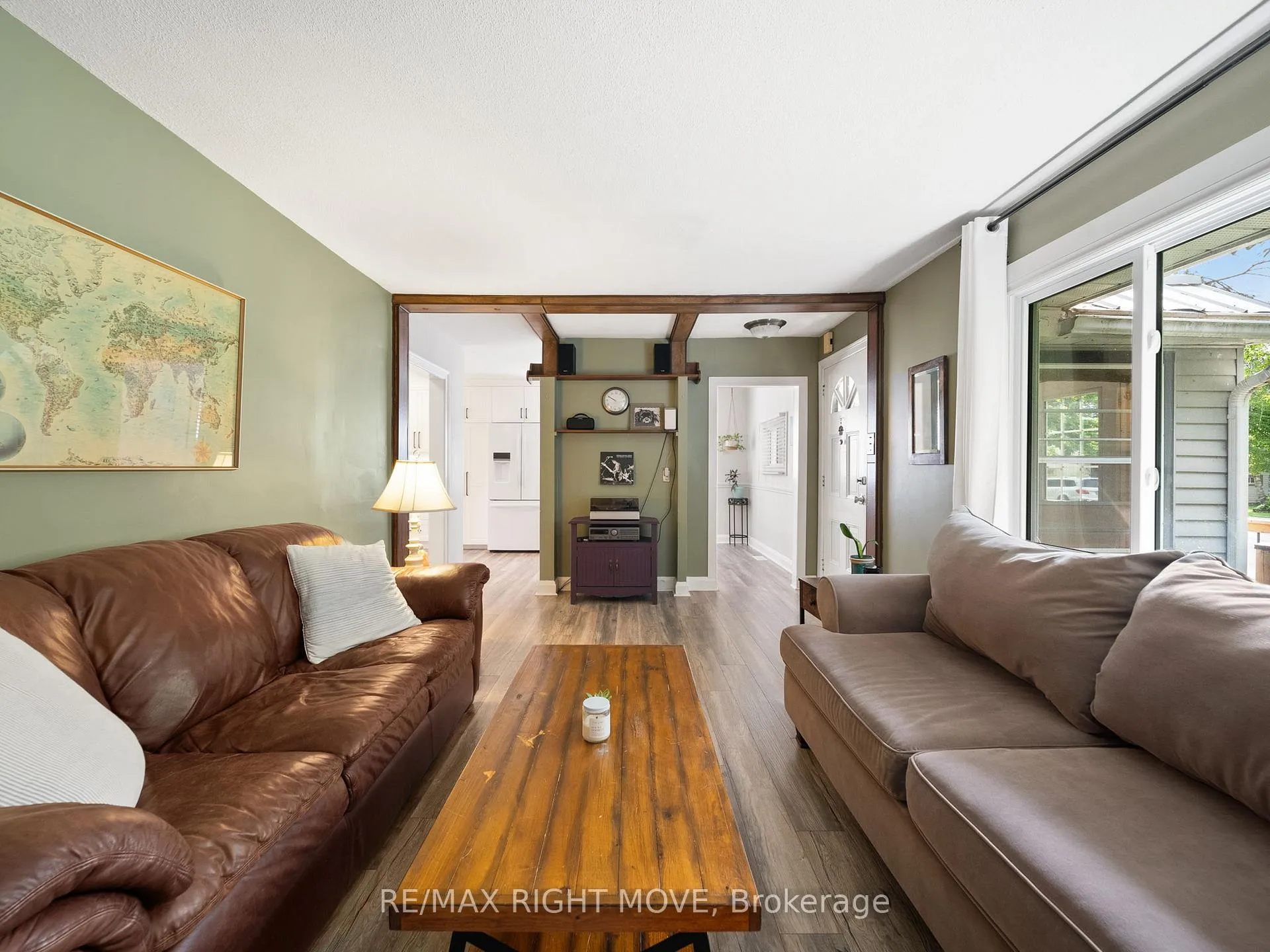 Photo 12 of 306 Franklin Street, Orillia — HOMEH