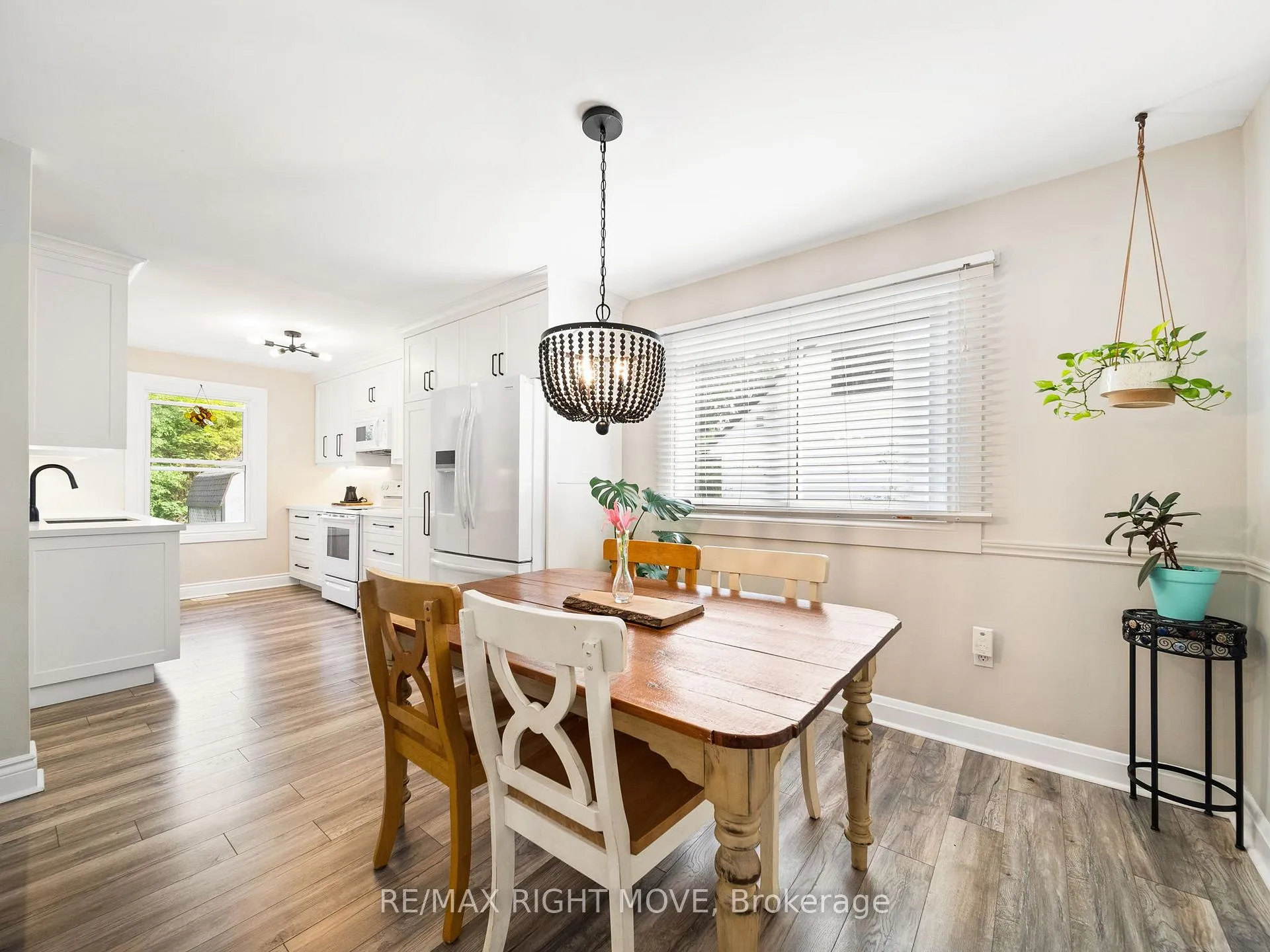 Photo 14 of 306 Franklin Street, Orillia — HOMEH
