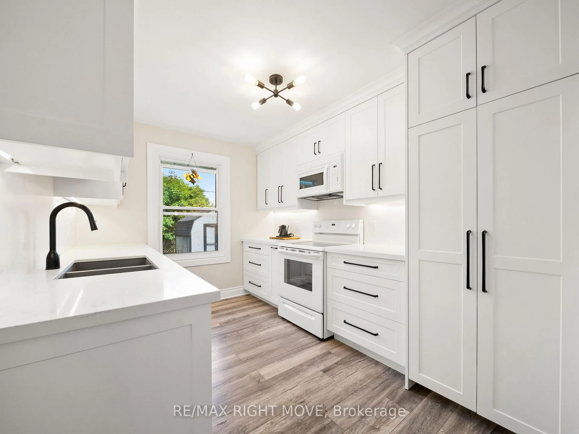 Photo 18 of 306 Franklin Street, Orillia — HOMEH