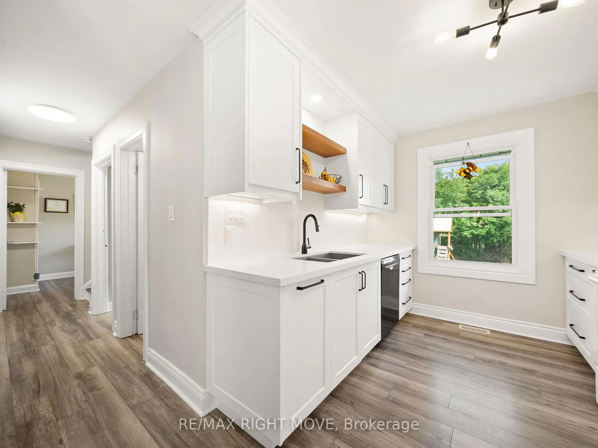 Photo 19 of 306 Franklin Street, Orillia — HOMEH