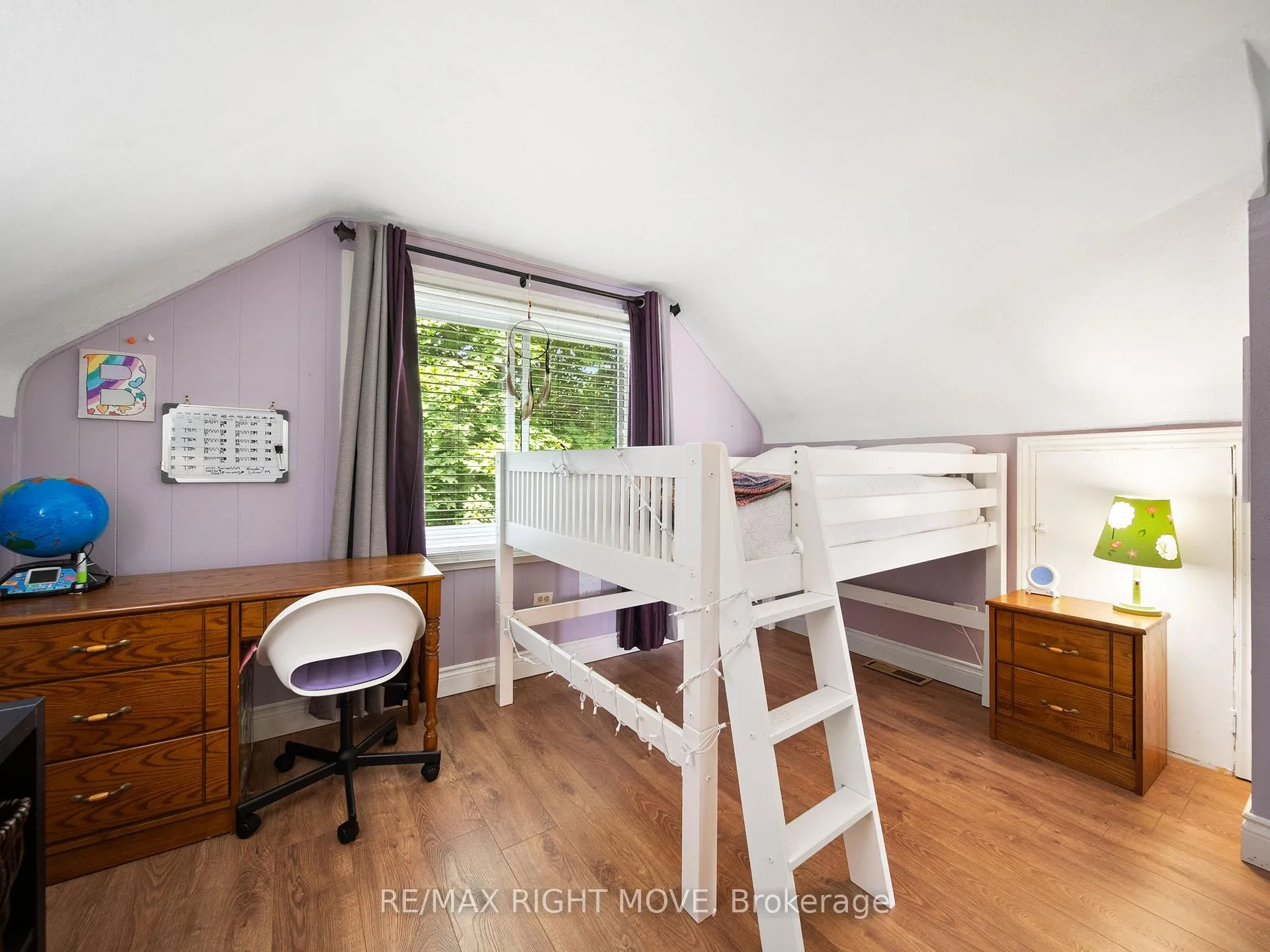 Photo 24 of 306 Franklin Street, Orillia — HOMEH