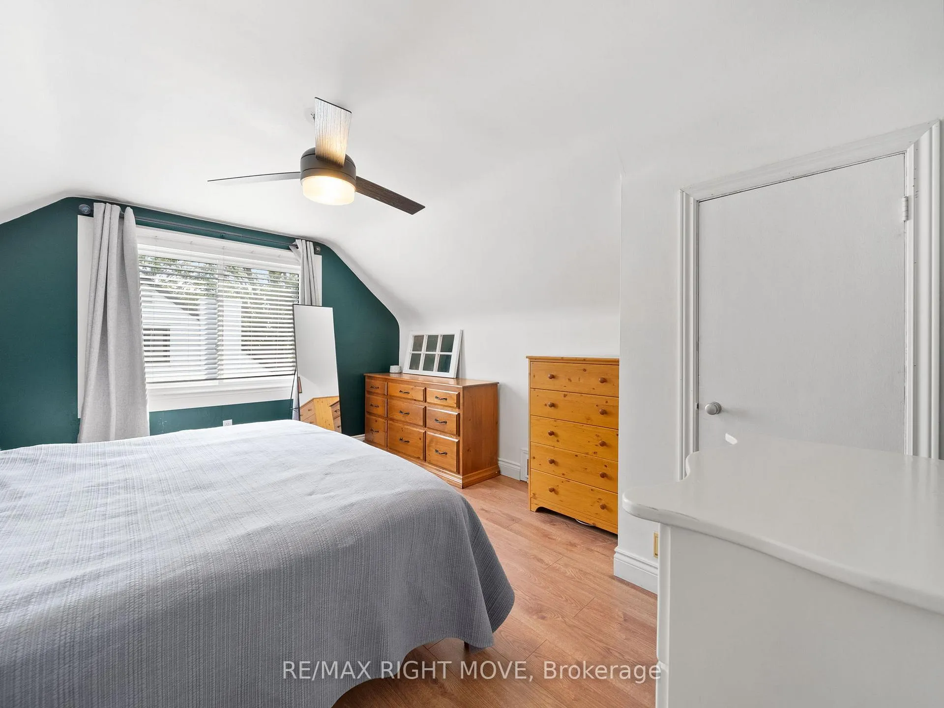Photo 26 of 306 Franklin Street, Orillia — HOMEH